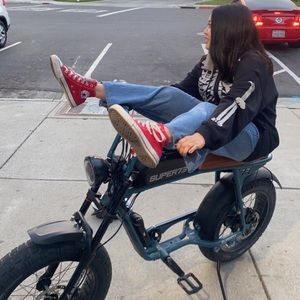 Meet your Posher, Madison